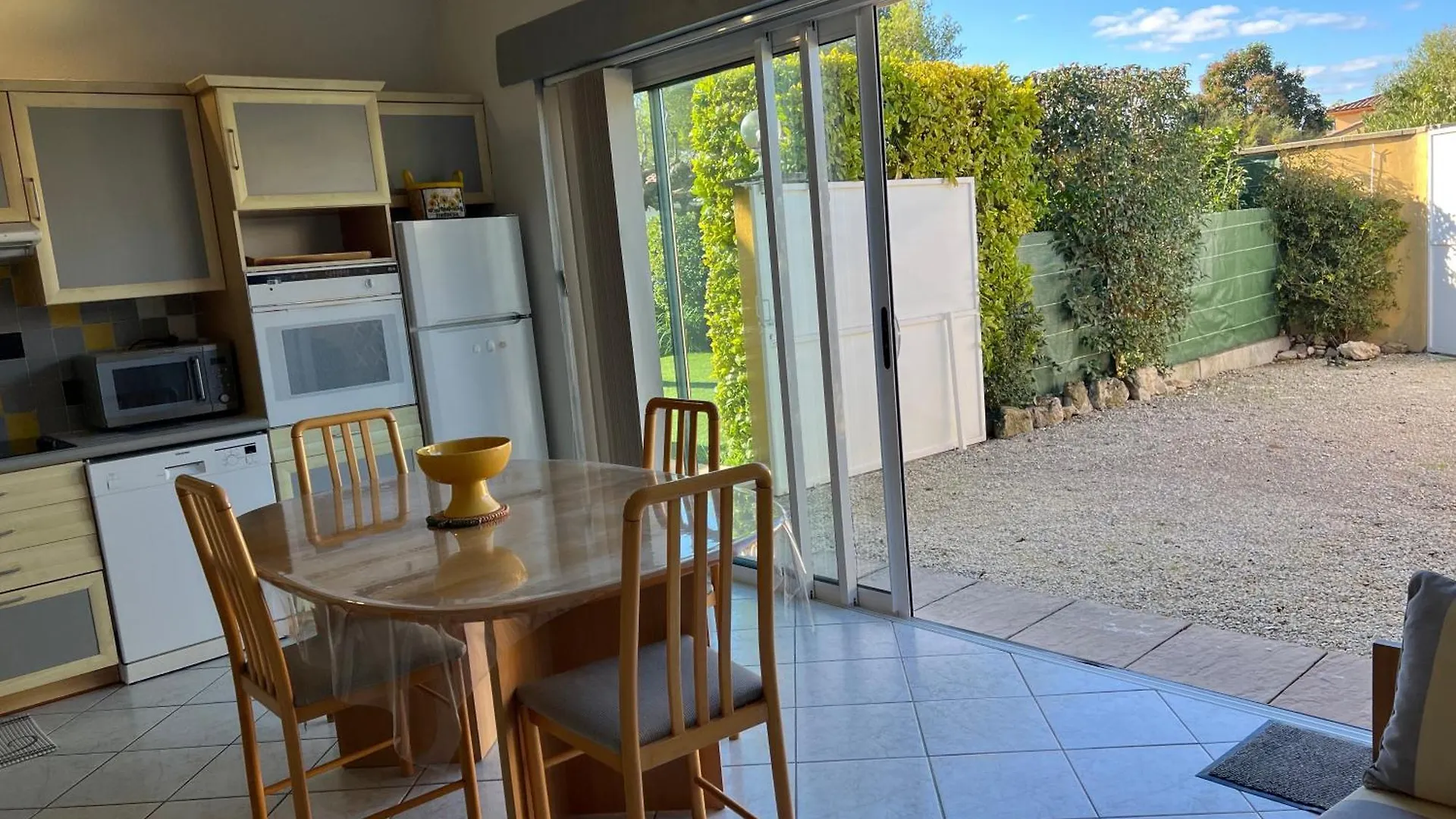 リル・シュル・ラ・ソルギュ Le Zenith - Calme Absolu, Jardin Et Piscine En Provenceヴィラ 0*,