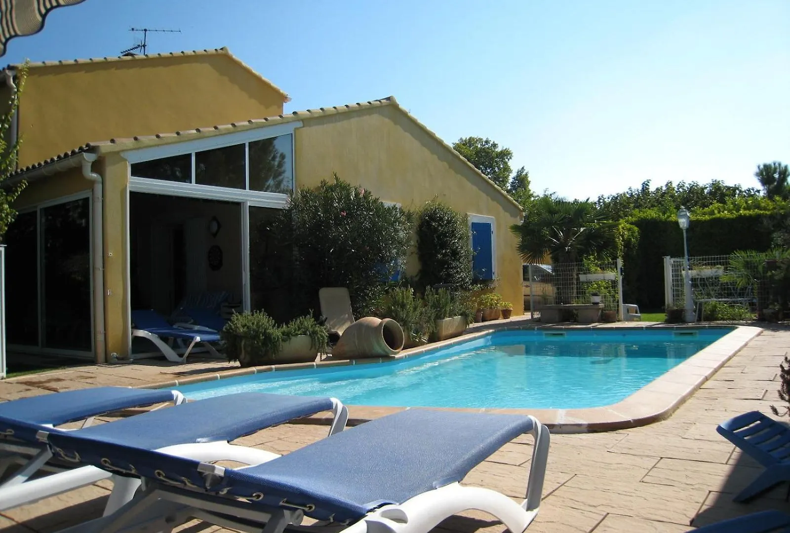 別荘 リル・シュル・ラ・ソルギュ Le Zenith - Calme Absolu, Jardin Et Piscine En Provenceヴィラ フランス