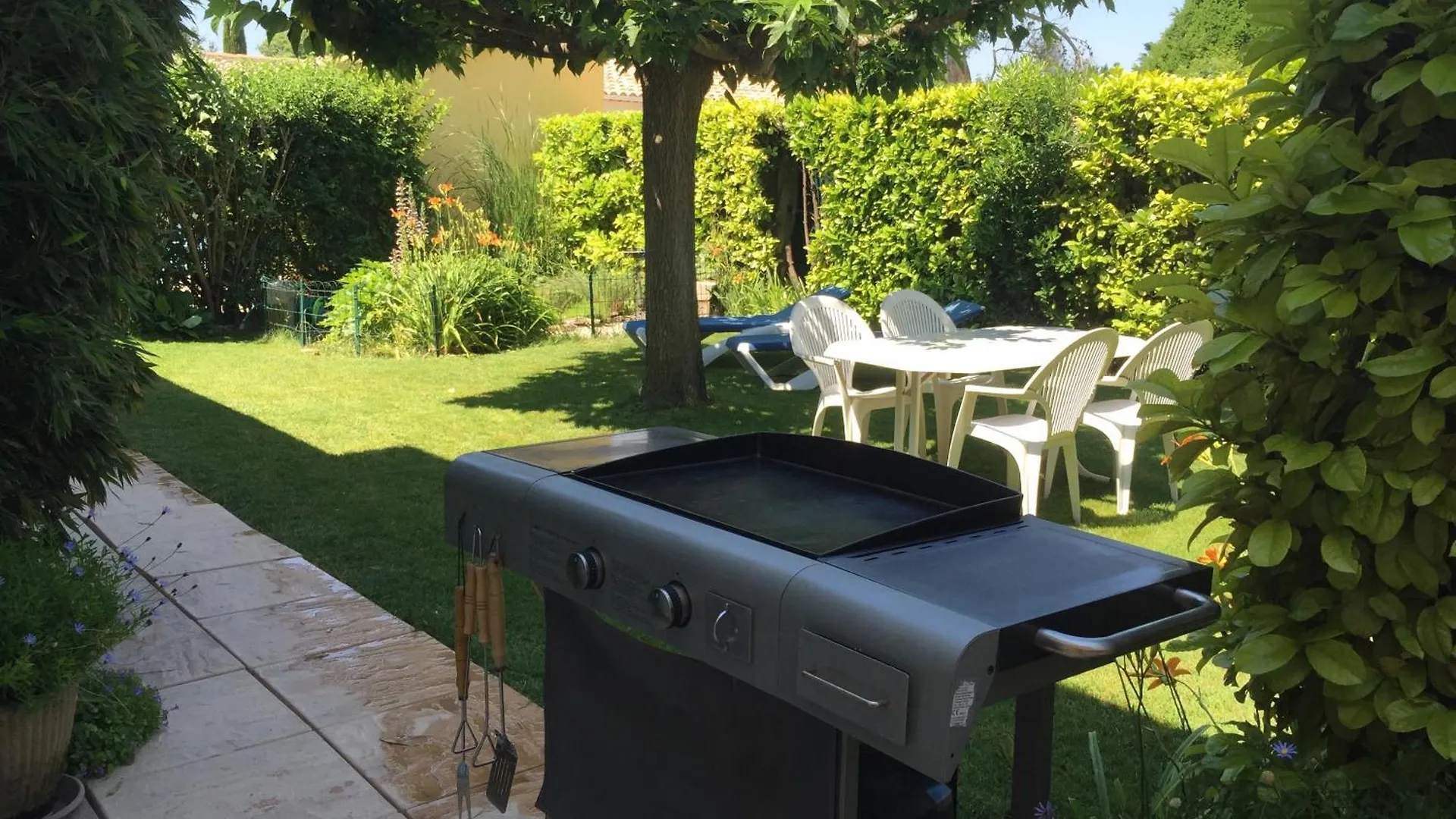 リル・シュル・ラ・ソルギュ Le Zenith - Calme Absolu, Jardin Et Piscine En Provenceヴィラ 0*,